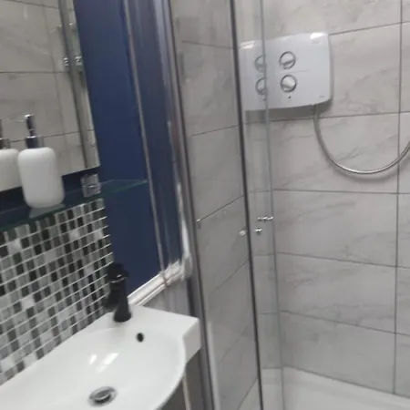 Tess's R95k6n1 Is Unsuitable For Children Under 12 Years Old *