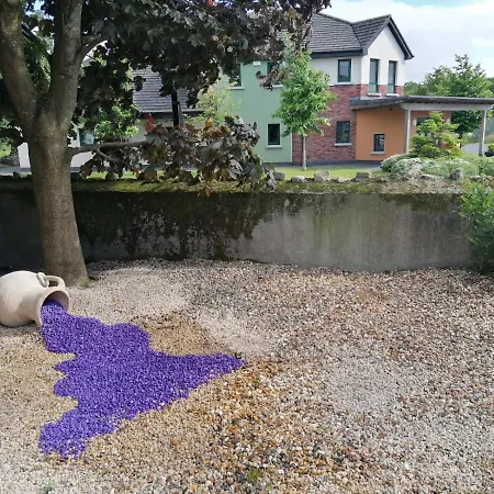 Tess's R95k6n1 Is Unsuitable For Children Under 12 Years Old