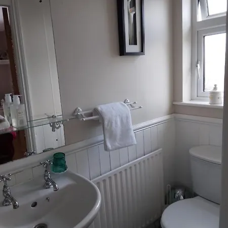 Tess's R95k6n1 Is Unsuitable For Children Under 12 Years Old