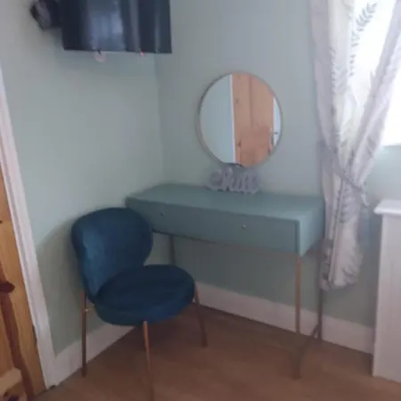 Tess's R95k6n1 Is Unsuitable For Children Under 12 Years Old *