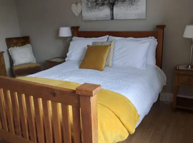 Bed & Breakfast Tess's R95k6n1 Is Unsuitable For Children Under 12 Years Old Freshford