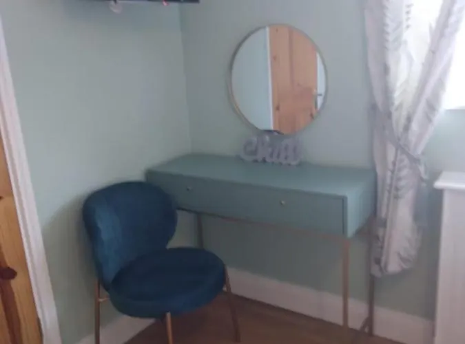 Tess's R95k6n1 Is Unsuitable For Children Under 12 Years Old *